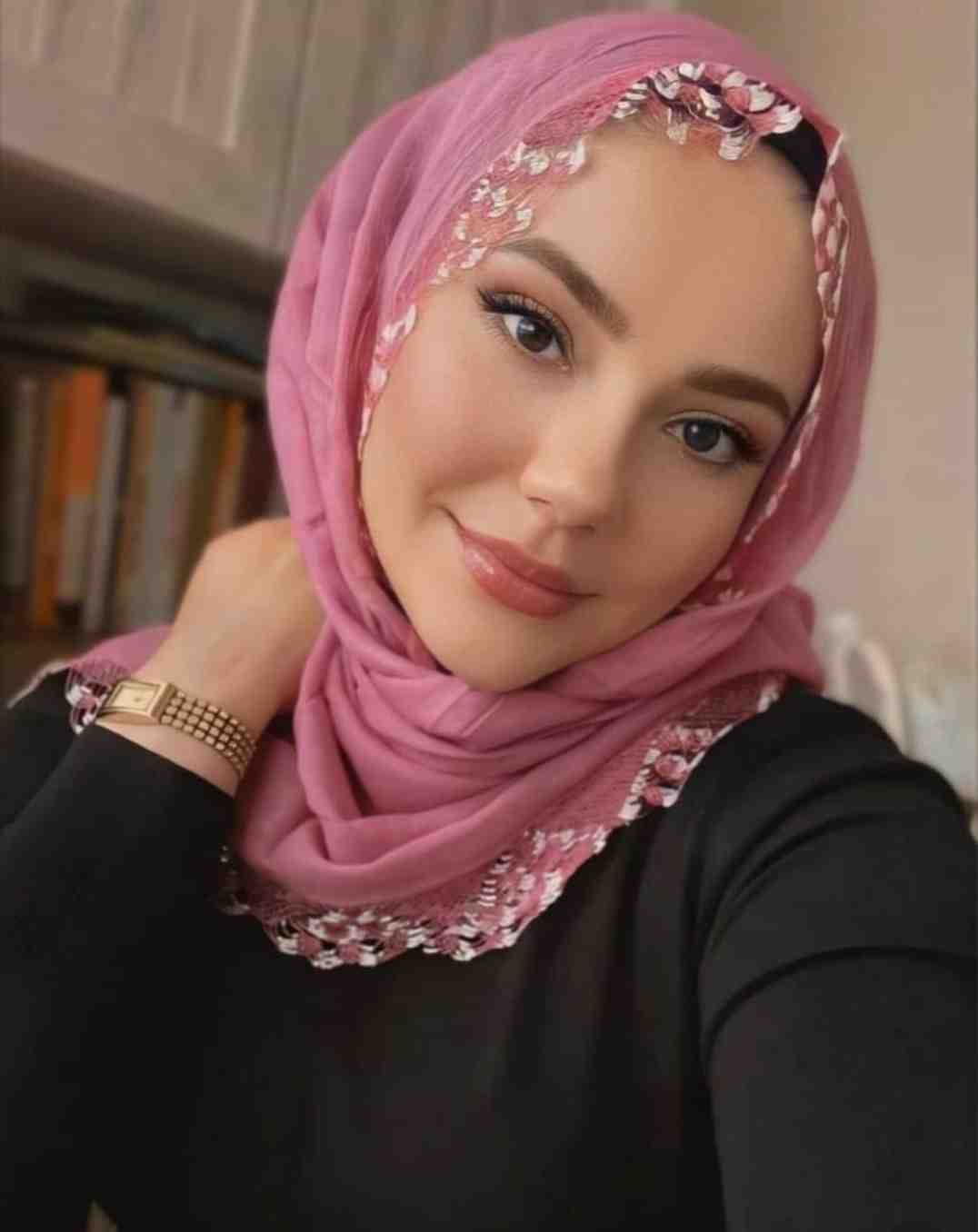 Adil Ücretsiz Bayan Escort İkbal