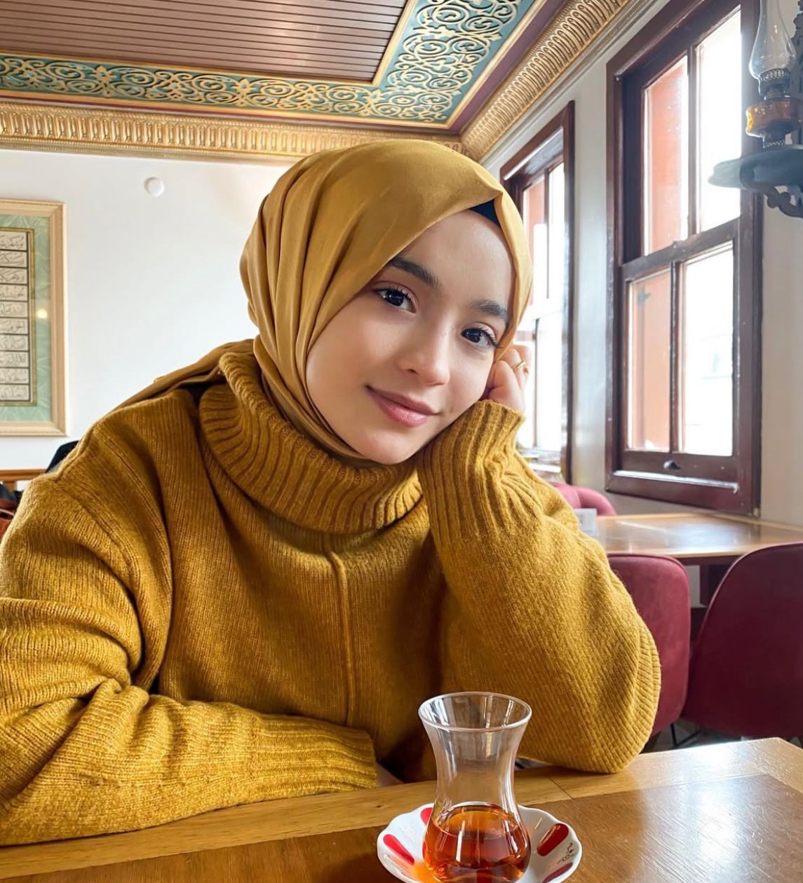 Derviş Ali Sevecen Kadın Escort Fatma