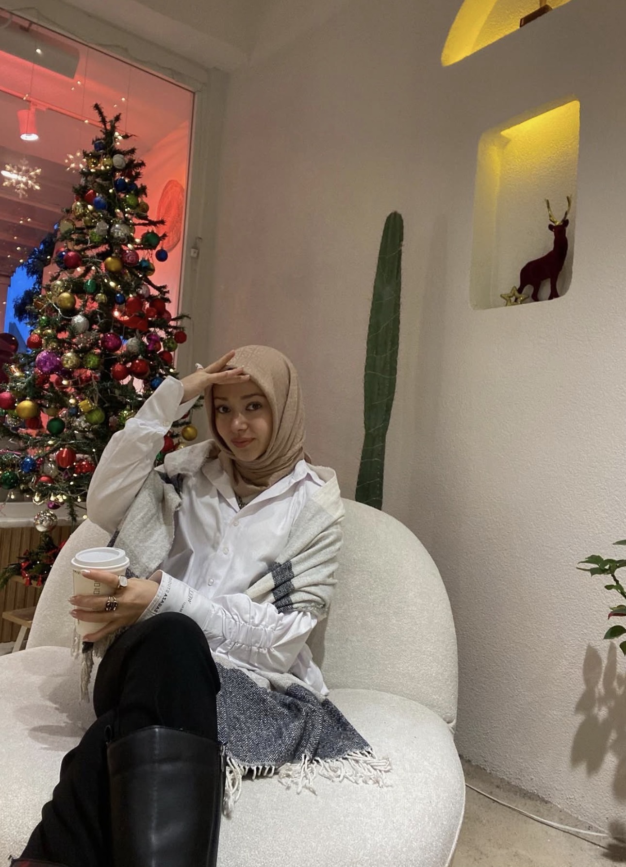 Müeyyetzade Akıllı Partner Escort Azra